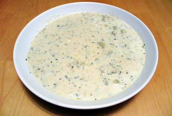 Bílá polévka s divokým kořením