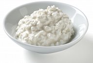 Zelené fazolky s vajíčkem a cottagem